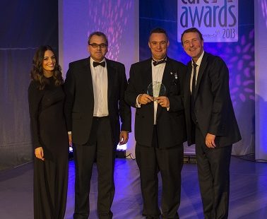 Graeme Marsden collecting his award from Phil Tufnell