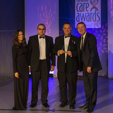 Graeme Marsden collecting his award from Phil Tufnell