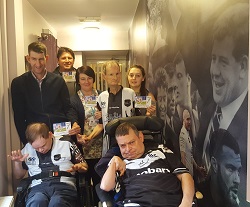John Stankevitch visits Glenwood Care Home