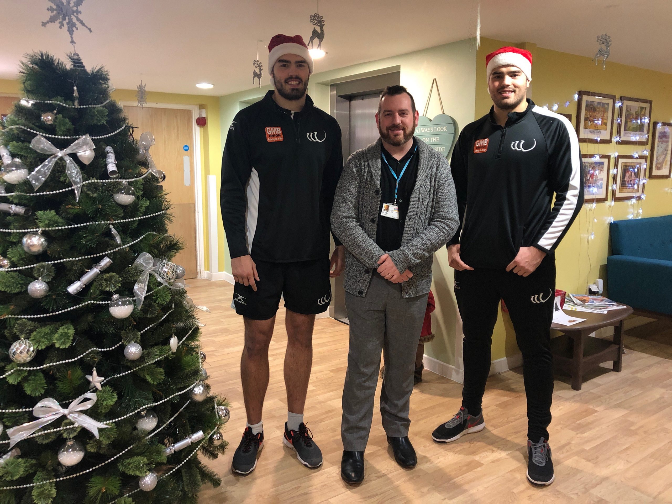 Rugby stars visit St Luke's care home