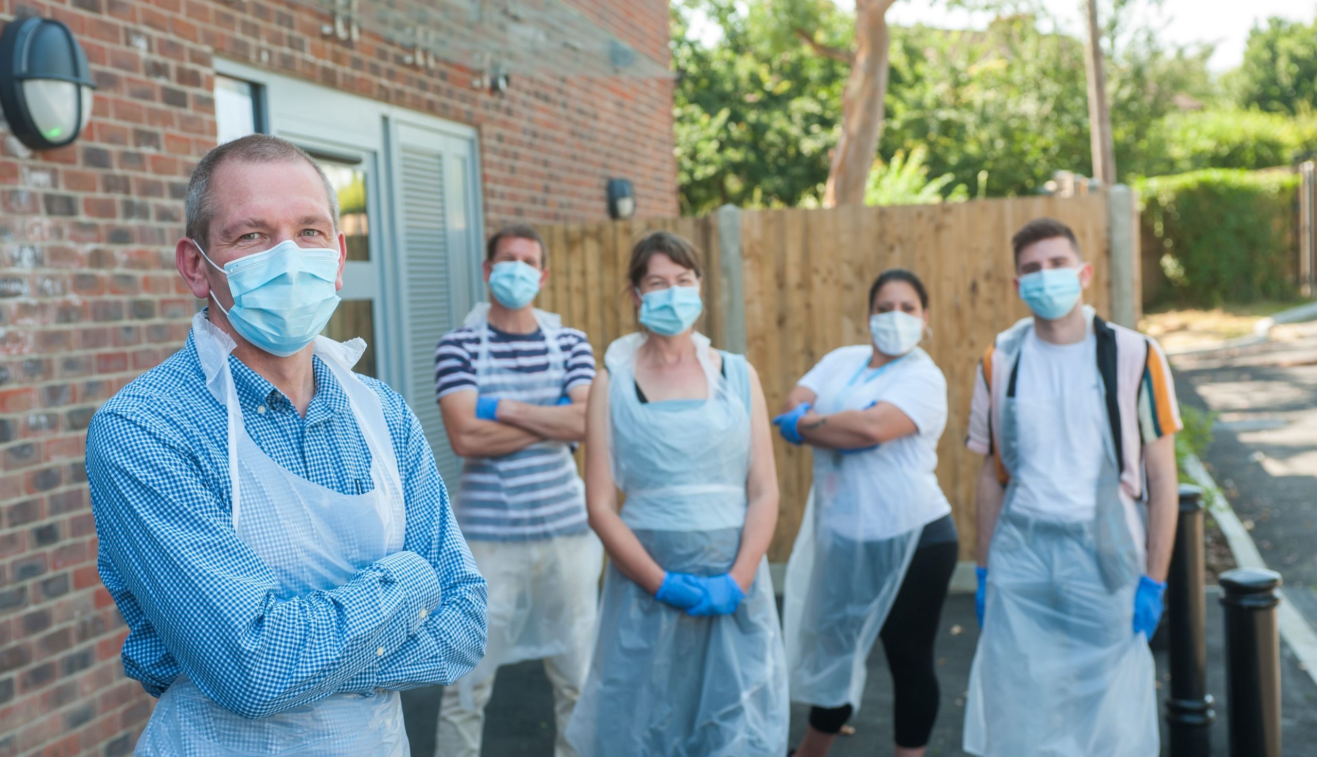 Colleagues from south wearing masks ppe